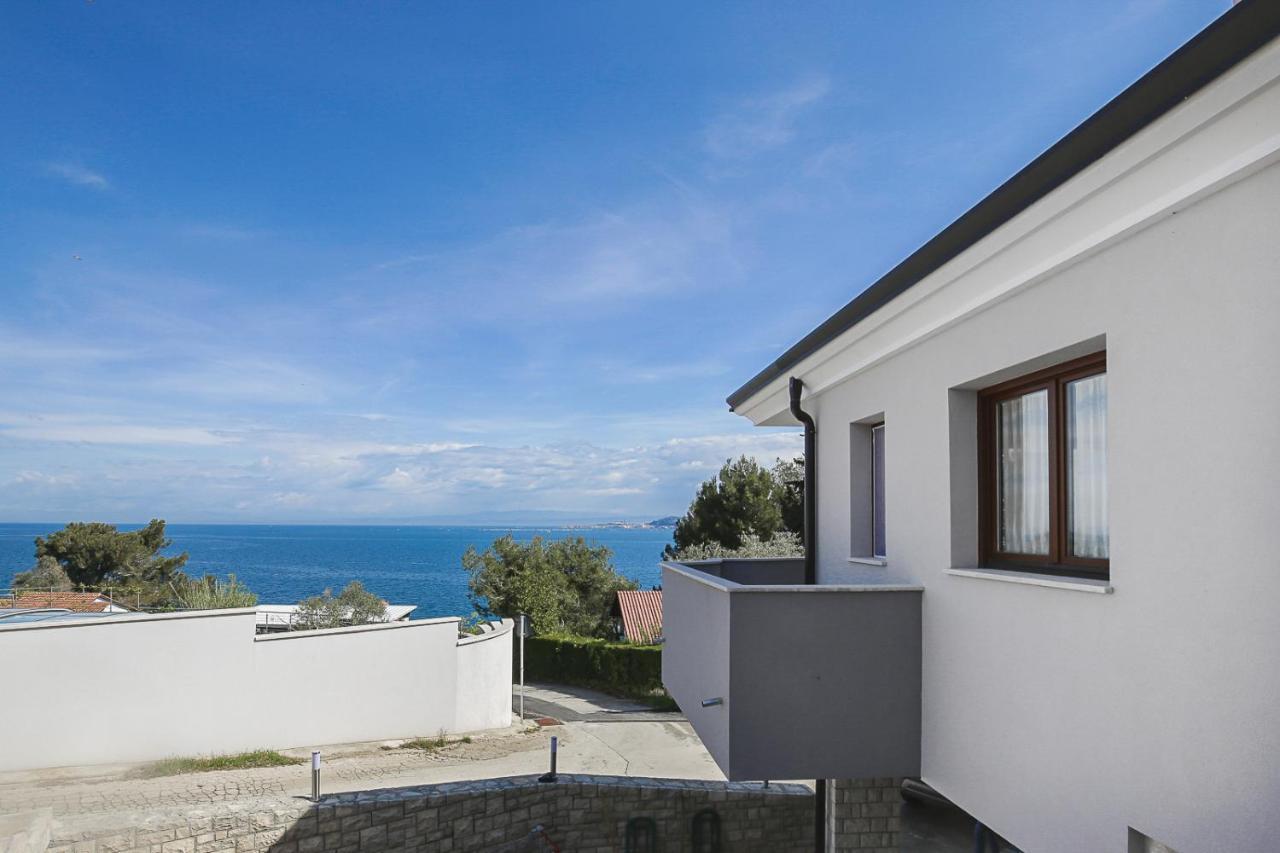 Apartments Villa Sofia Crveni Vrh Exterior photo